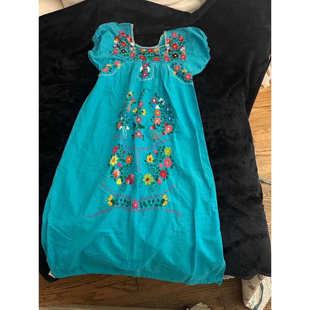 Vintage 70s Mexican Oaxacan/Puebla Turquoise San Antonino Hand Embroidered Dress View 4